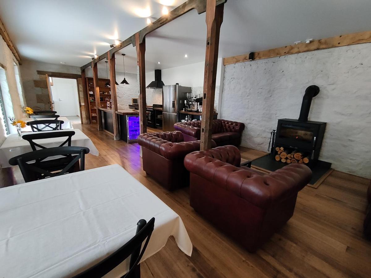 Triabunna Barracks Bed & Breakfast Екстериор снимка